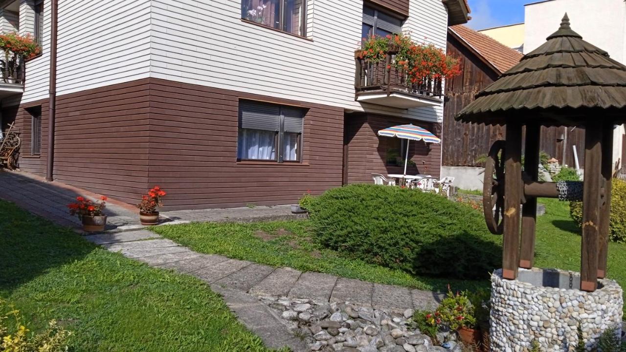 Villa Apartman 6 Km Od Centra Banskej Bystrice Banská Bystrica Exterior foto